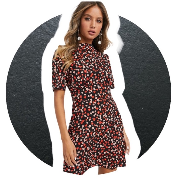 ASOS floral retro 70’s design dress blogger fav - Picture 2 of 6